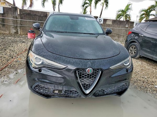 2018 ALFA ROMEO STELVIO AWD