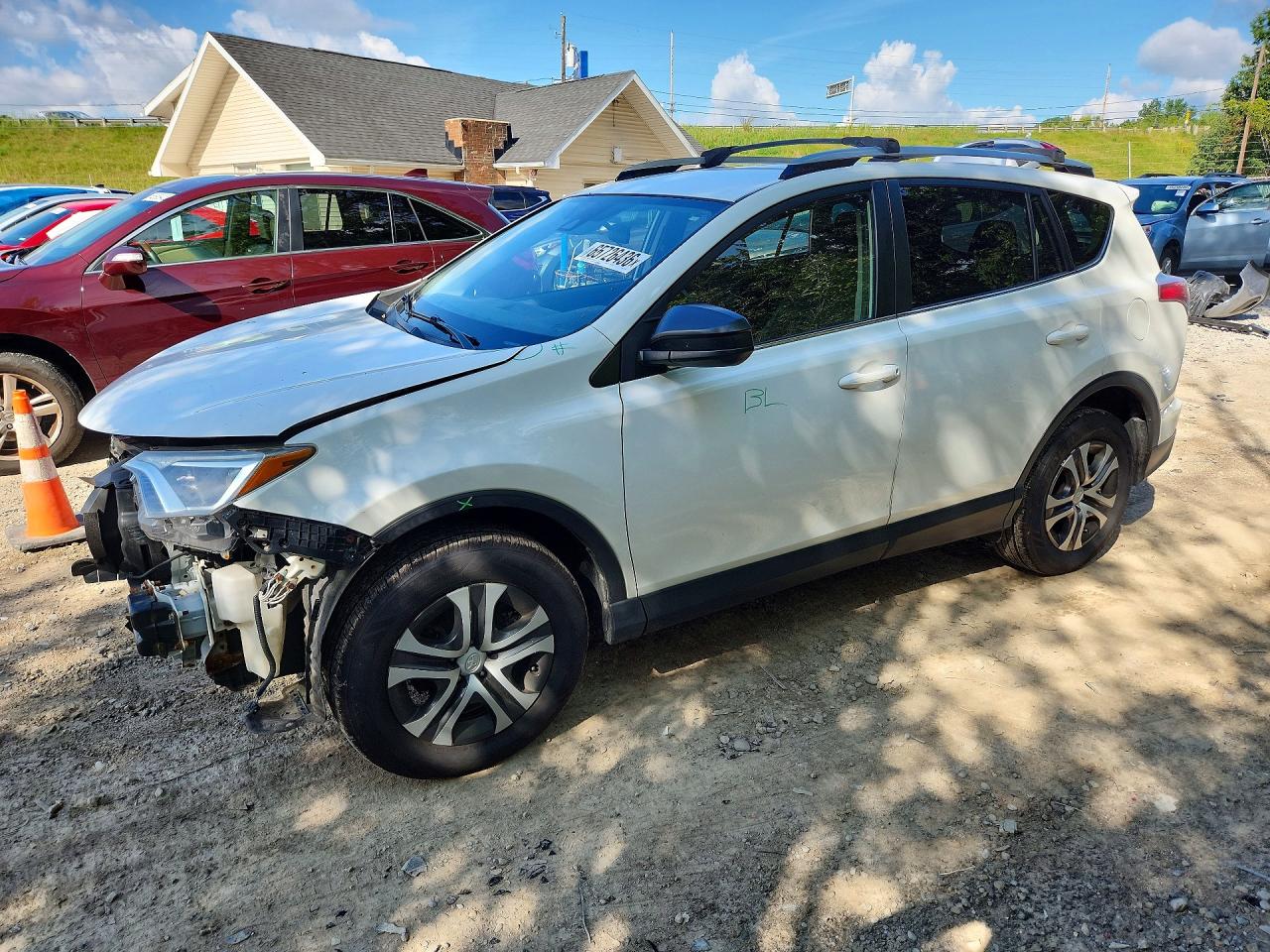 2018 TOYOTA RAV4 LE