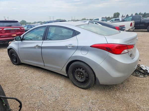 2013 HYUNDAI ELANTRA