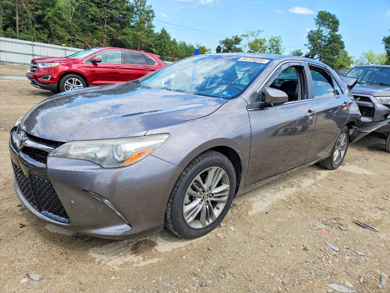 2016 TOYOTA CAMRY