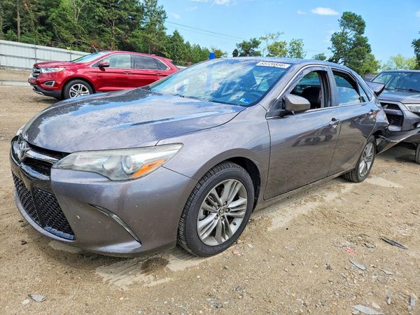 2016 TOYOTA CAMRY
