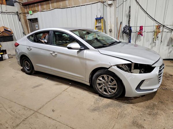 2017 HYUNDAI ELANTRA SE Base