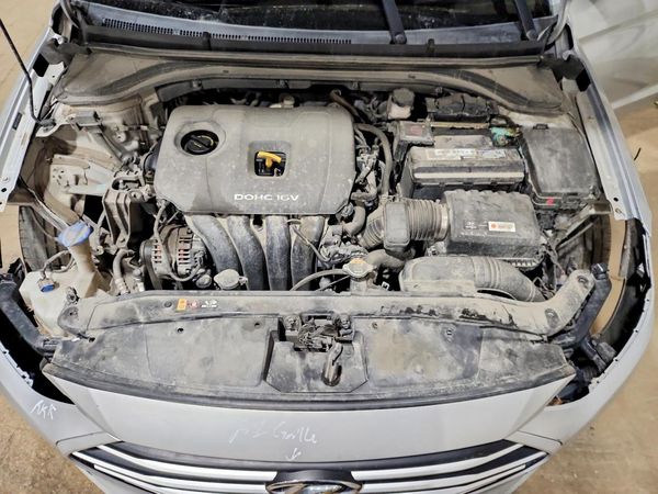 2017 HYUNDAI ELANTRA SE Base
