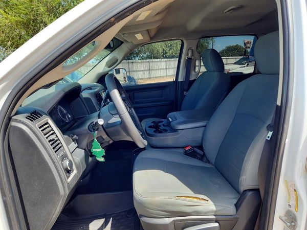 2017 RAM 2500 ST CREW CAB 4X4