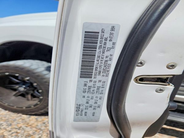 2017 RAM 2500 ST CREW CAB 4X4