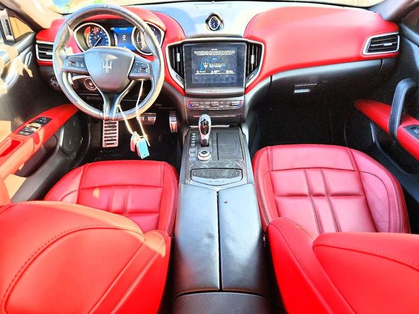 2017 MASERATI GHIBLI