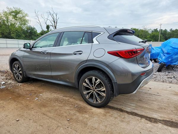 2017 INFINITI QX30