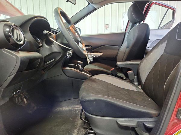 2020 NISSAN KICKS