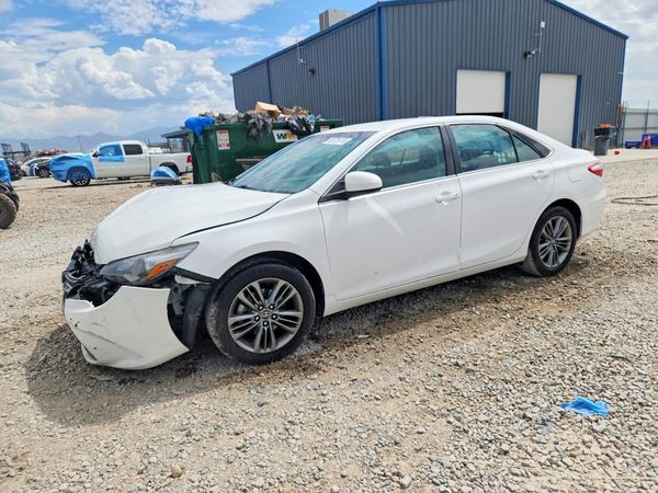 2017 TOYOTA CAMRY
