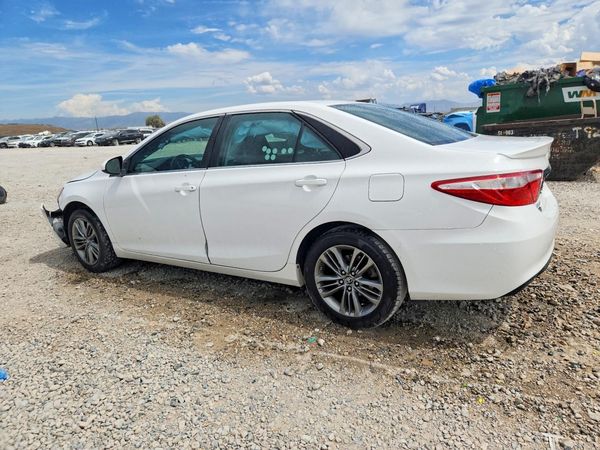 2017 TOYOTA CAMRY