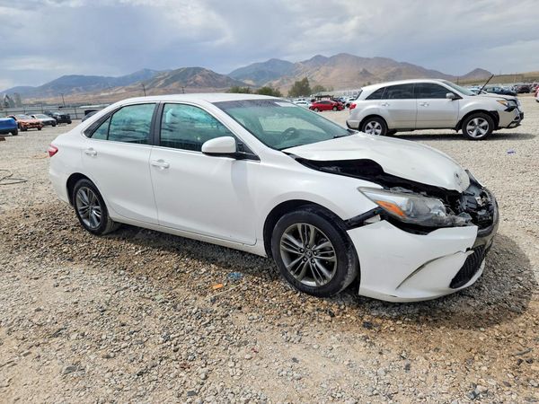 2017 TOYOTA CAMRY
