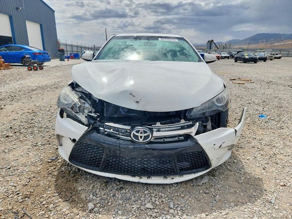 2017 TOYOTA CAMRY