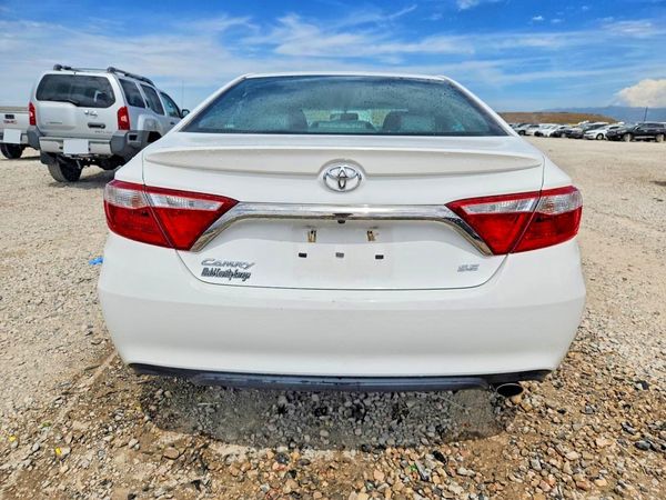 2017 TOYOTA CAMRY