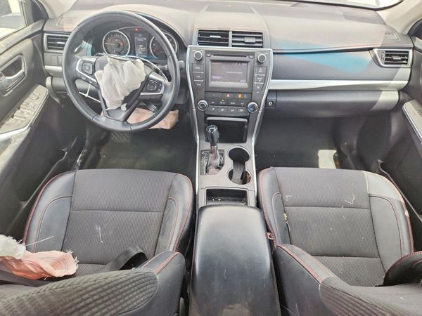 2017 TOYOTA CAMRY