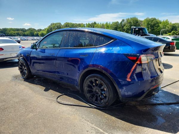 2024 TESLA MODEL Y