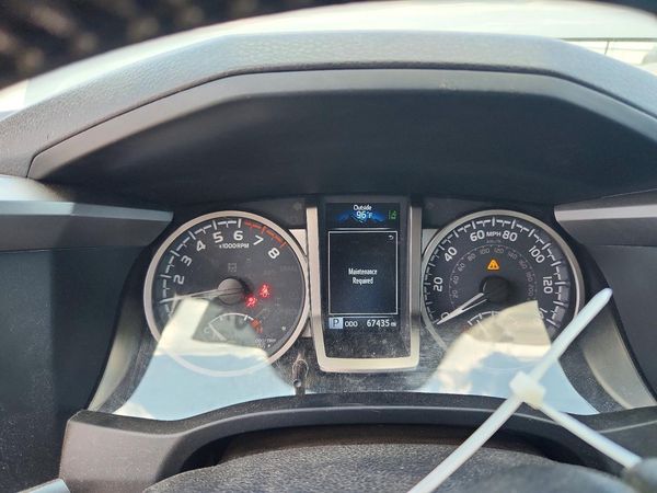 2021 TOYOTA TACOMA SR5