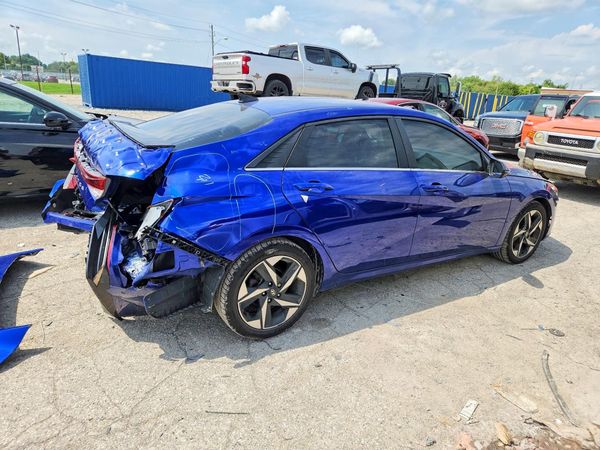 2023 HYUNDAI ELANTRA