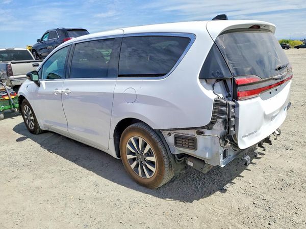 2024 CHRYSLER PACIFICA
