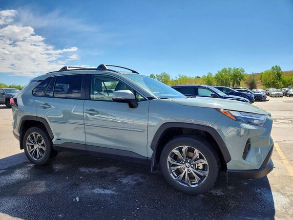 2023 TOYOTA RAV4