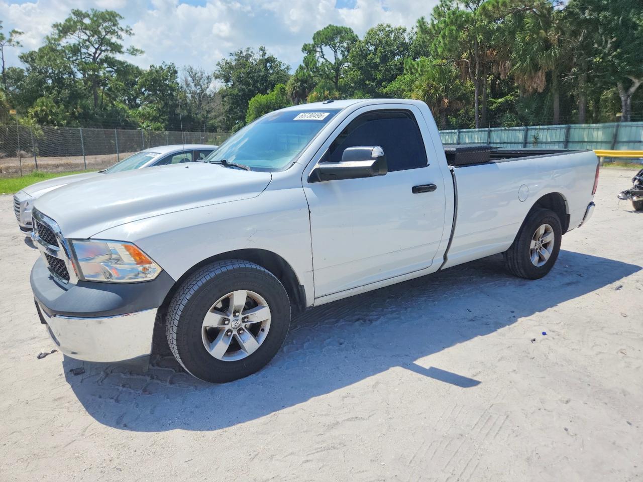 2016 RAM 1500 ST