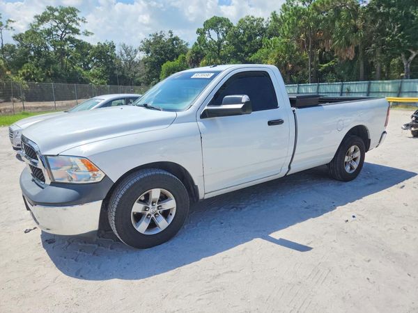 2016 RAM 1500 ST
