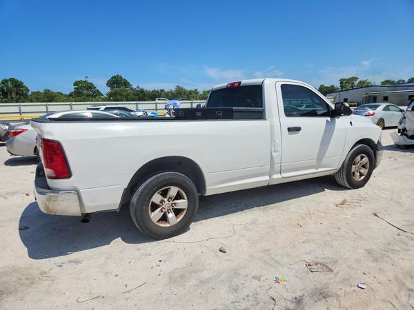 2016 RAM 1500 ST