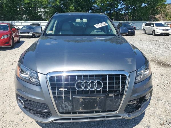 2012 AUDI Q5 Premium Plus