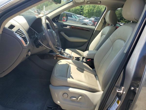 2012 AUDI Q5 Premium Plus