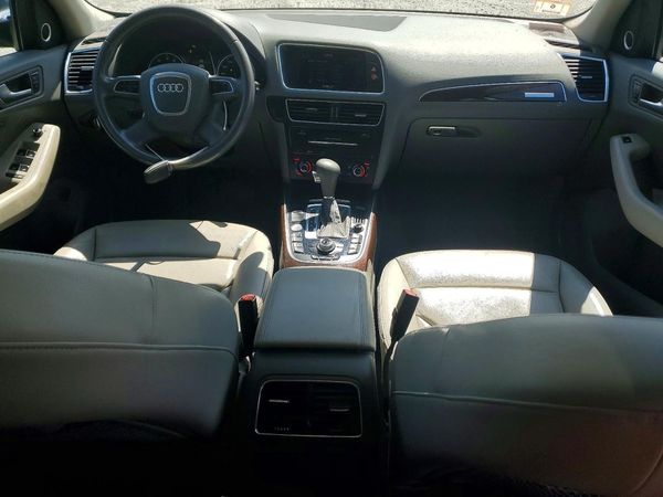 2012 AUDI Q5 Premium Plus