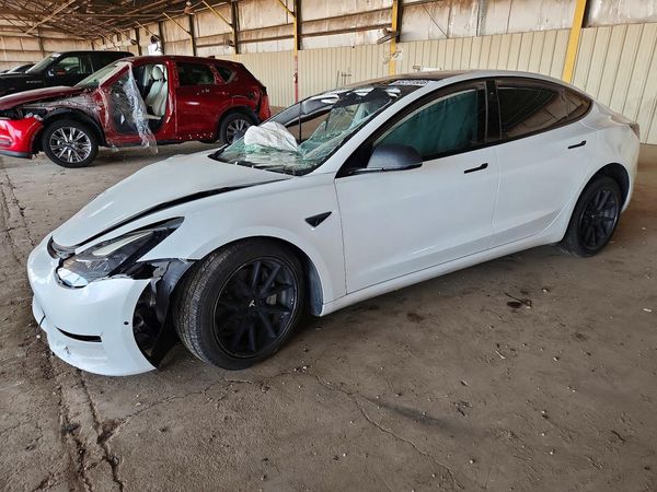 2022 TESLA MODEL 3 — Front 3/4