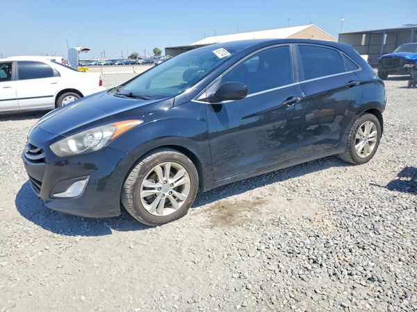 2013 HYUNDAI ELANTRA — DSFA — Front 3/4