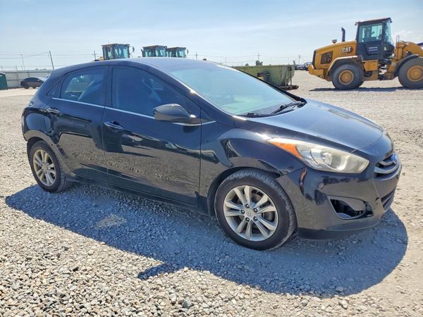 2013 HYUNDAI ELANTRA — Passenger 3/4