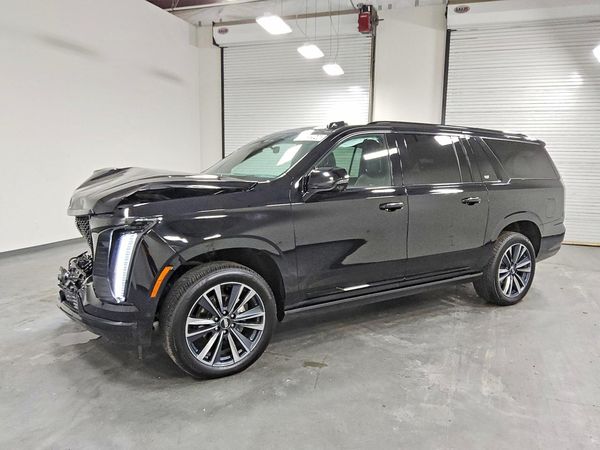 2025 CADILLAC ESCALADE Sport — Front 3/4