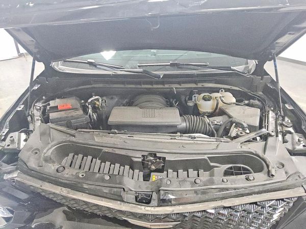2025 CADILLAC ESCALADE Sport — Engine bay