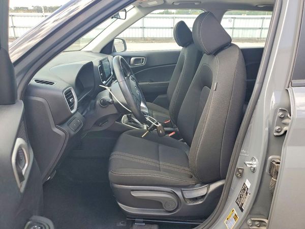 2023 HYUNDAI VENUE SEL, Limited