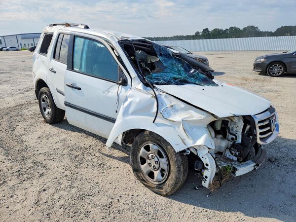 2015 HONDA PILOT LX — Passenger 3/4