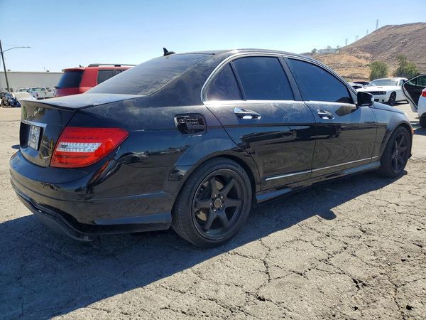 2013 MERCEDES-BENZ C
