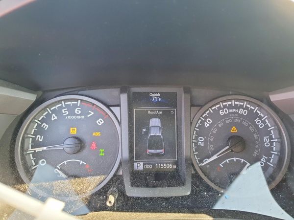 2017 TOYOTA TACOMA