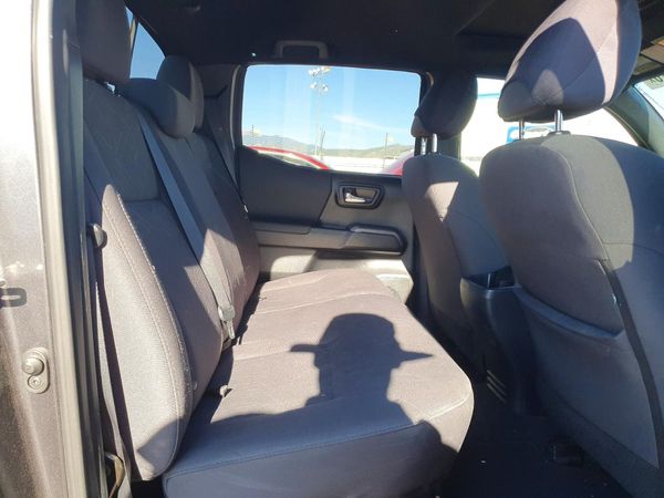 2017 TOYOTA TACOMA