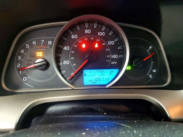 2015 TOYOTA RAV4 LE (X Grade)