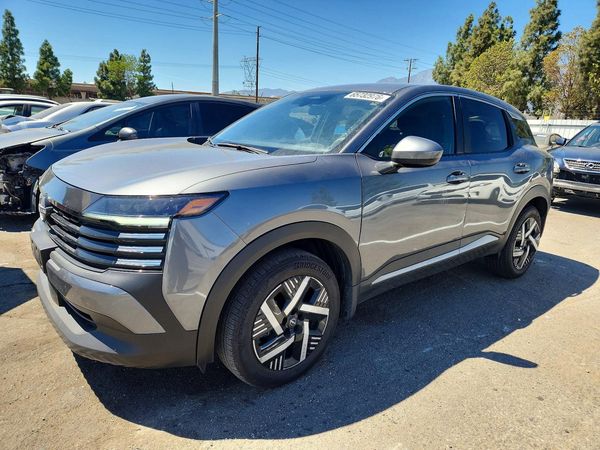 2025 NISSAN KICKS