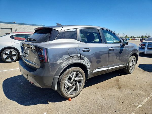 2025 NISSAN KICKS