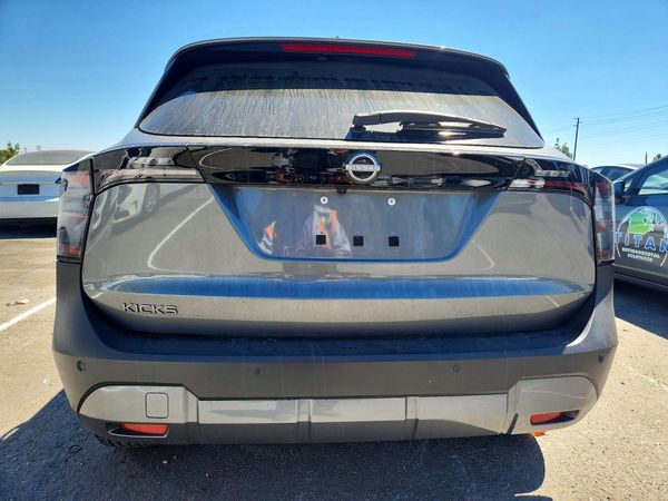2025 NISSAN KICKS