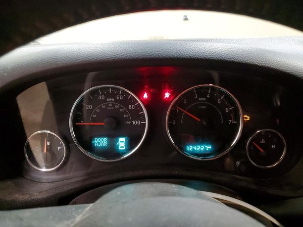 2017 JEEP WRANGLER SAHARA 4X4