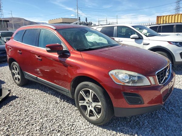 2013 VOLVO XC60