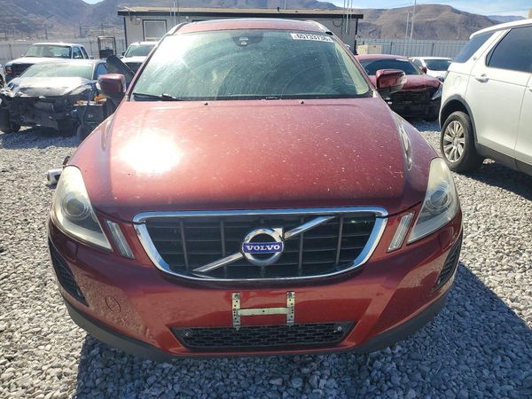 2013 VOLVO XC60