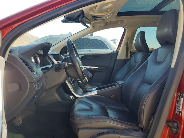 2013 VOLVO XC60