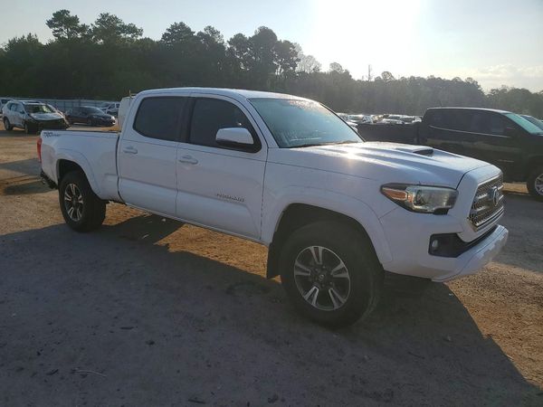 2017 TOYOTA TACOMA SR5/TRD Sport