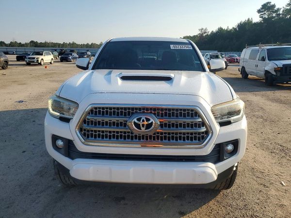 2017 TOYOTA TACOMA SR5/TRD Sport