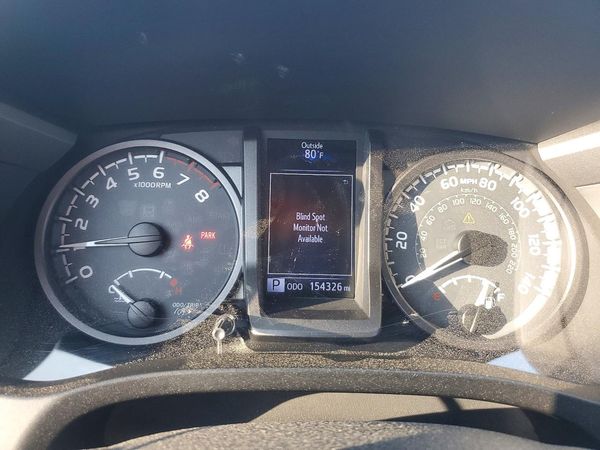 2017 TOYOTA TACOMA SR5/TRD Sport